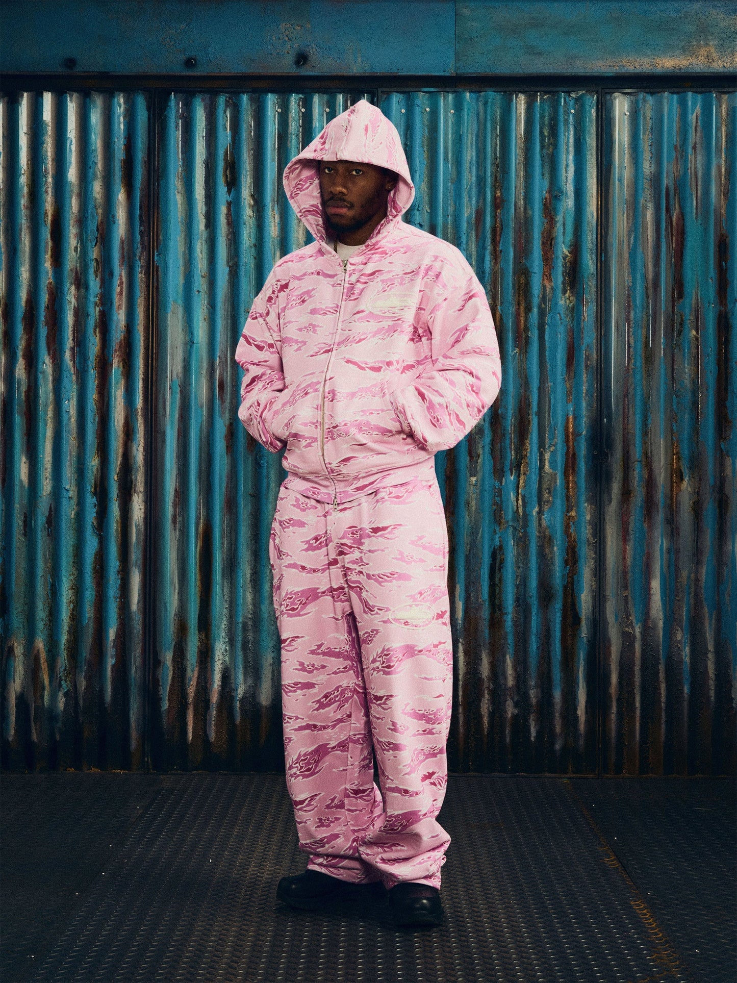 Corteiz ISLAND PUFF PRINT OPEN HEM SWEATPANT